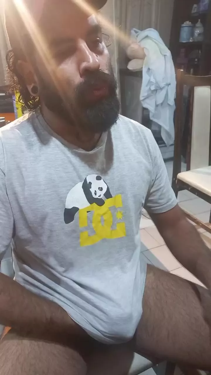 Offline Aguustin21 on Cam4