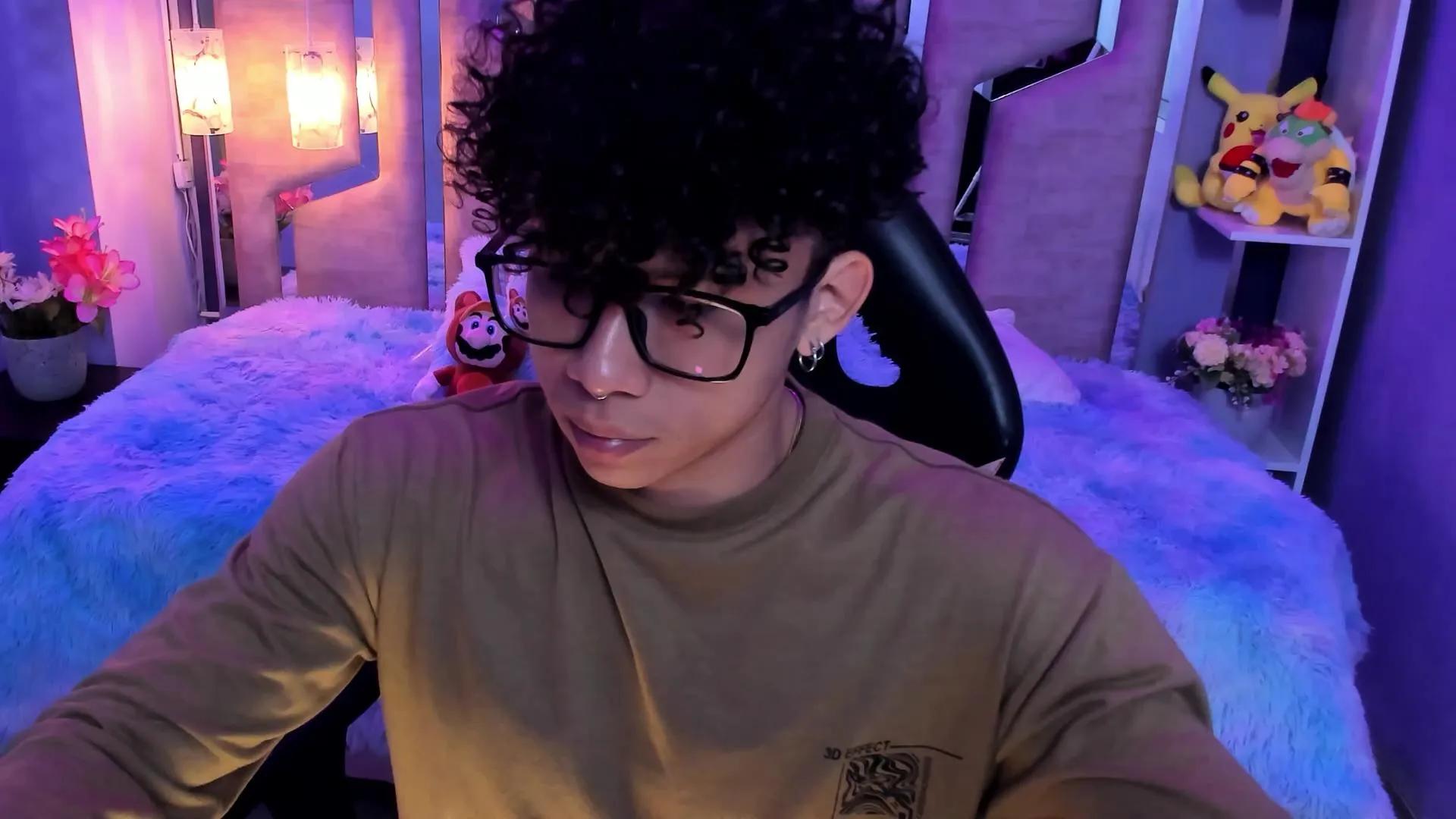 Akaza_ —  #milk #striptease #pee #cum #spanking #pornstar #amateur