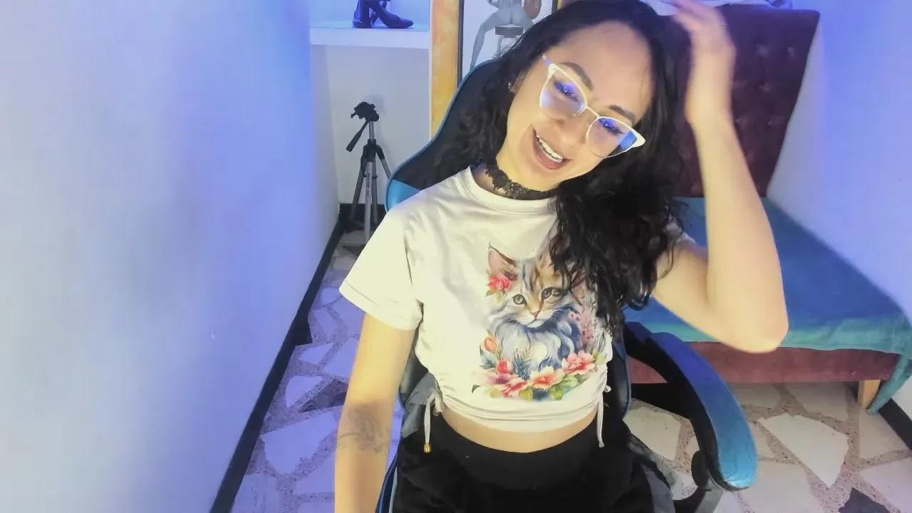 alison_moon7 —  #milk #fisting #C2C #analtoys #anal #pee #squirt