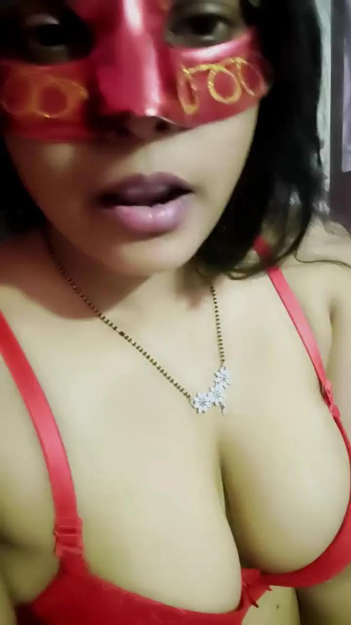 Alonehotgirl — Freechat on Cam4