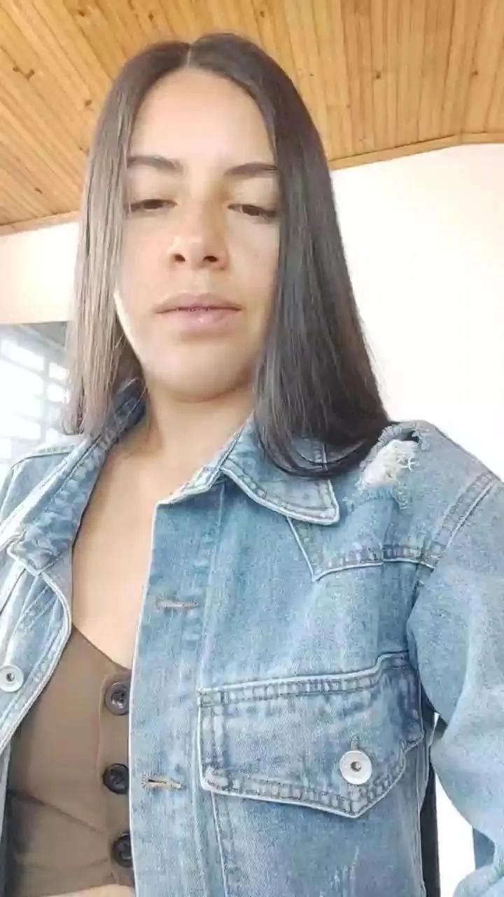 ammy_gomez27 on Cam4 