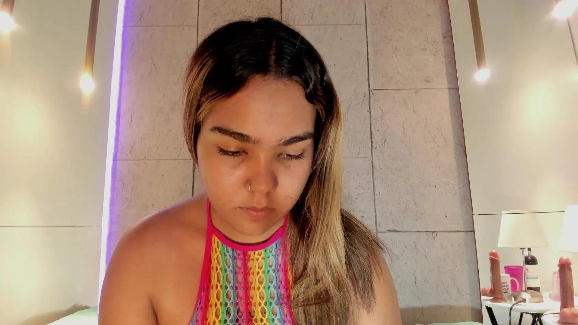 anaelle_bardinn on Cam4 