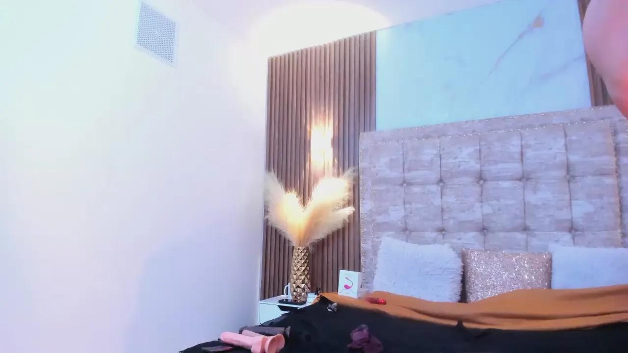 AnastasiaTaylor on Cam4 