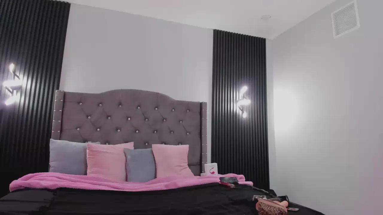 AnastasiaTaylor on Cam4 