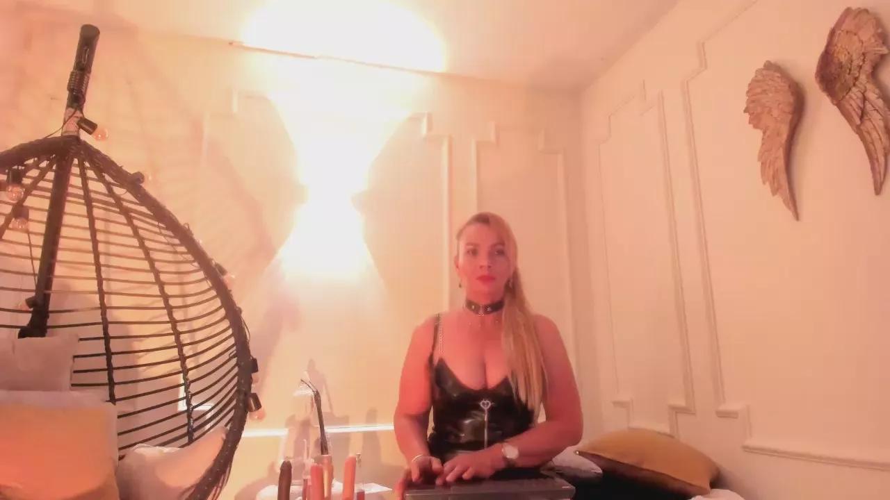 AnastasiaTaylor on Cam4 