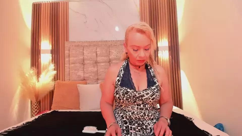 AnastasiaTaylor on Cam4 