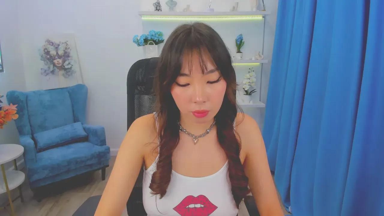 AnnaReyla — Freechat on Cam4