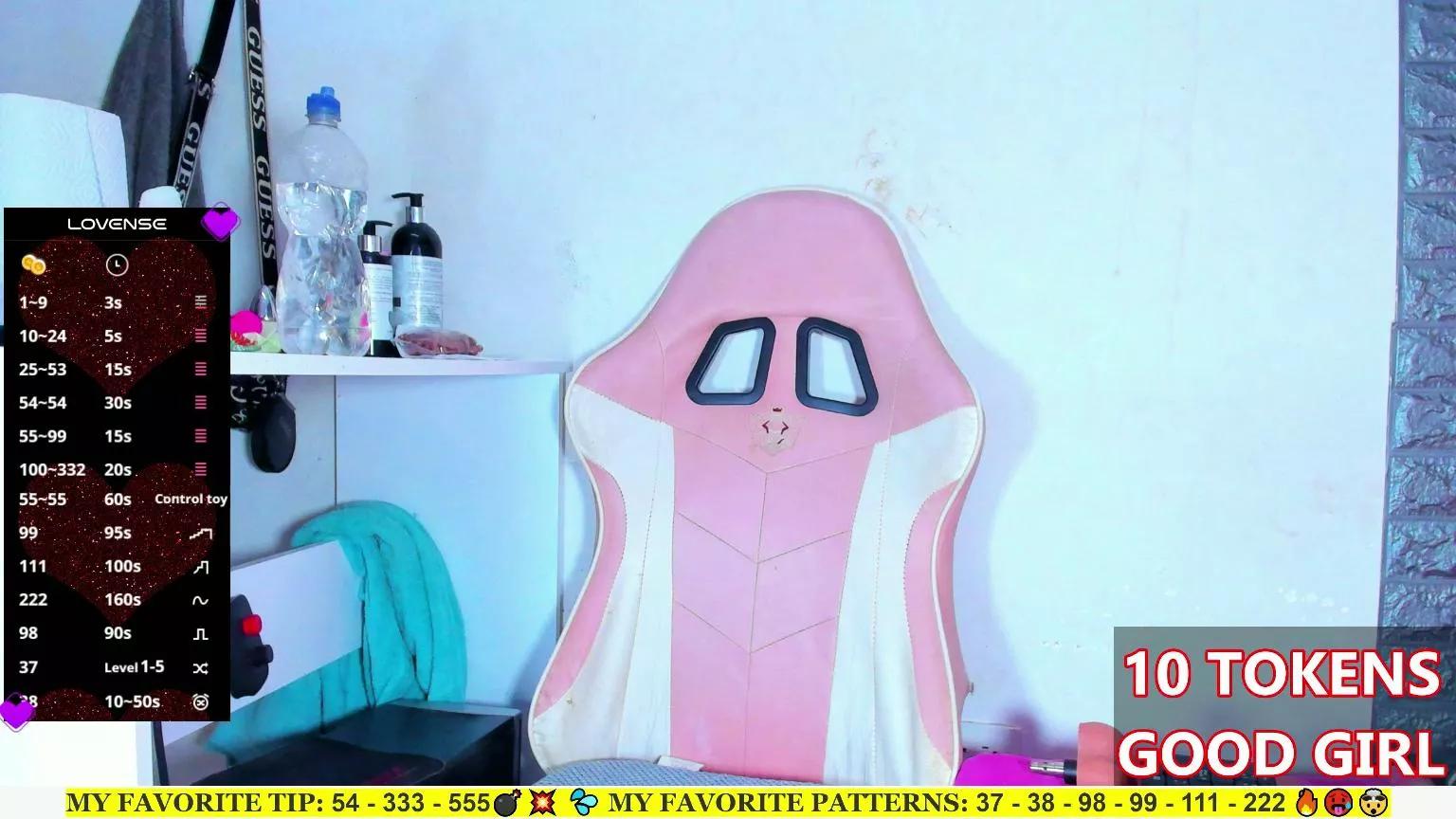 AriannaLewis on Cam4 