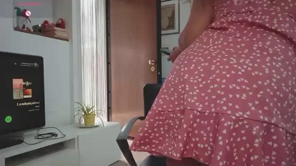 AriannaSecret on Cam4 