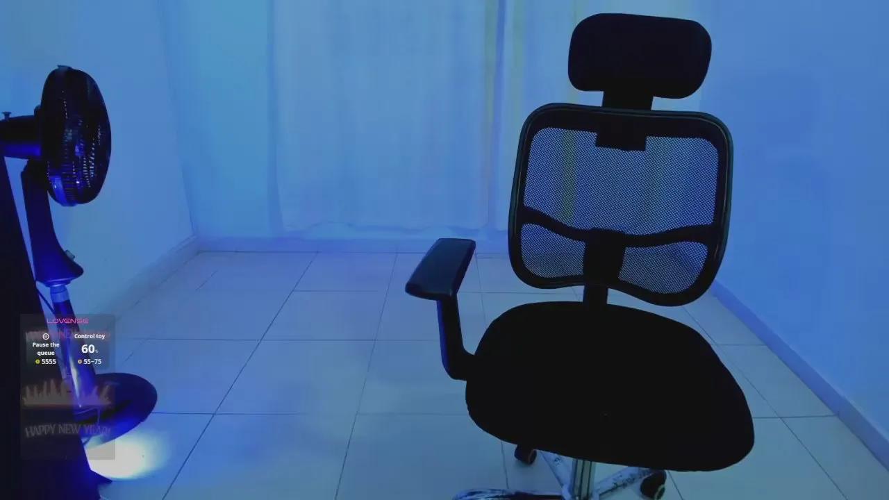 BenthBlack1 —  #ass #feet #armpits #milk #masturbation #smoke #C2C