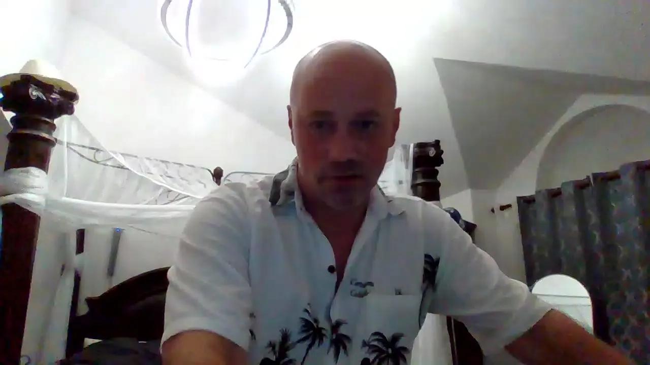 BiGDIRDDY_DADDY on Cam4