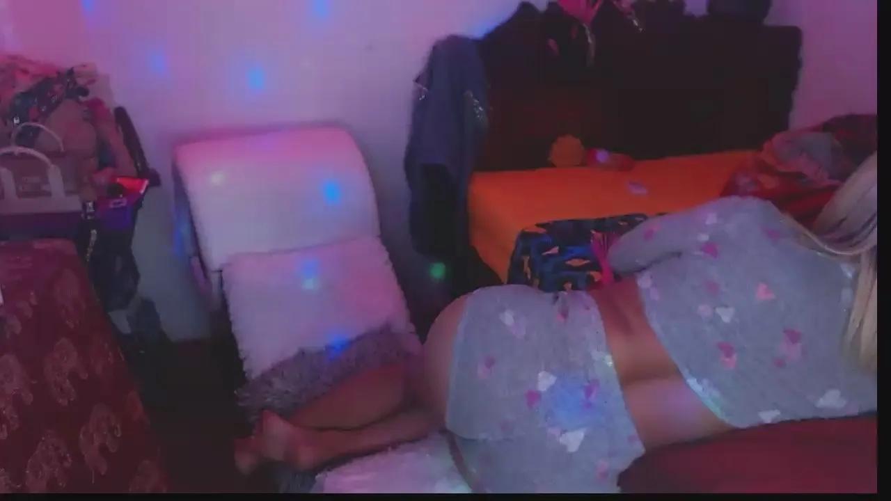 bosshotslave —  #milk #bigass #deepthroat #cum #anal #feet #pornstar