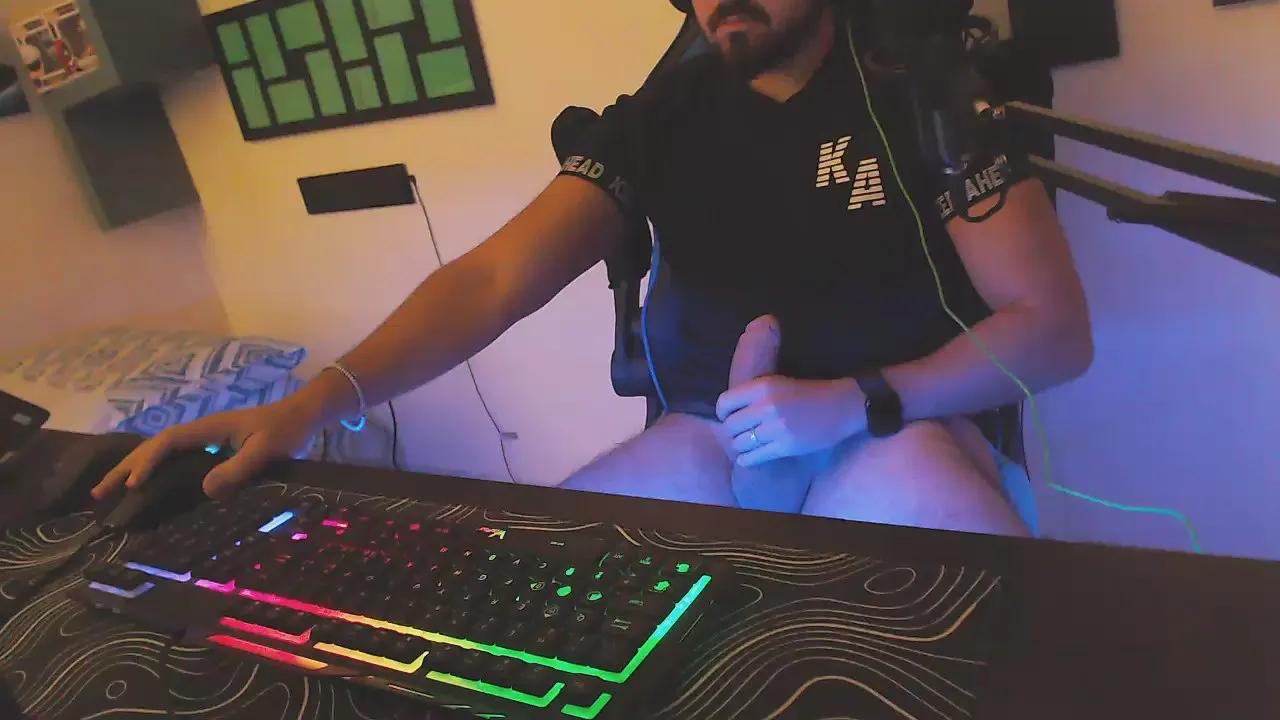 Bunny___Boyyy —  #cute #masturbation #cum #amateur #gamer