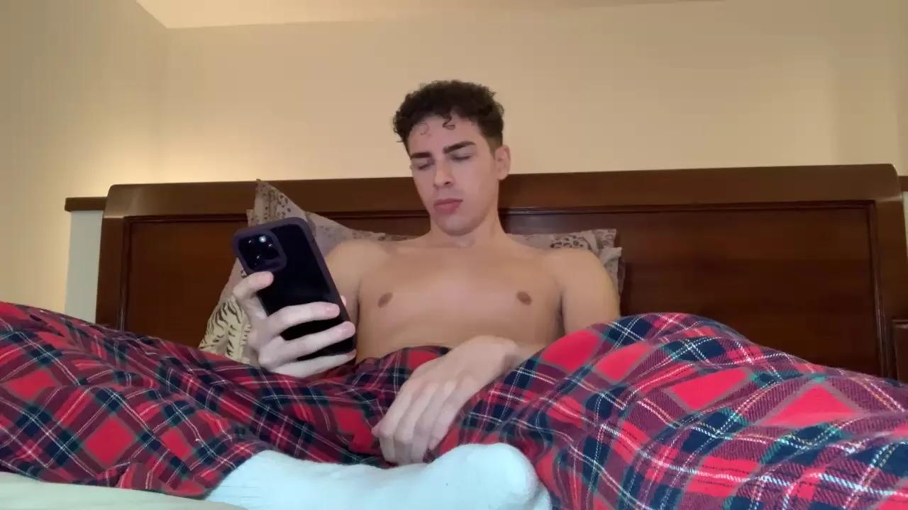 C28zzo — #amateur #twink #feet #young #boy