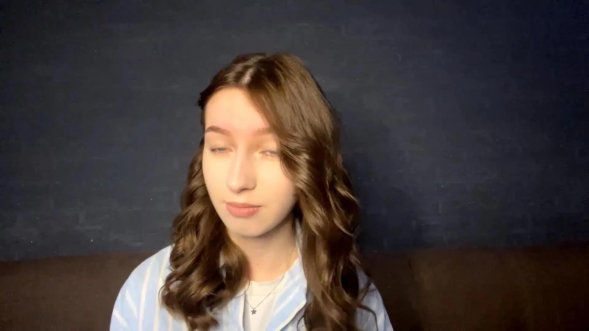 CeliaMulderig —  #cosplay #schoolgirl #cute #blowjob #pussy #ass #amateur