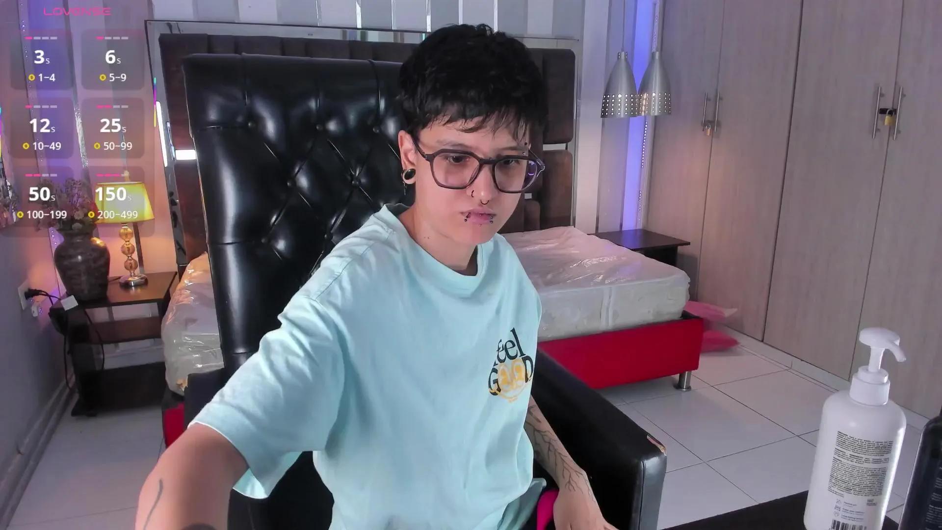 Charlie_Taylor_ —  #cum #schoolgirl #masturbation #gamer #ass #pussy #anal