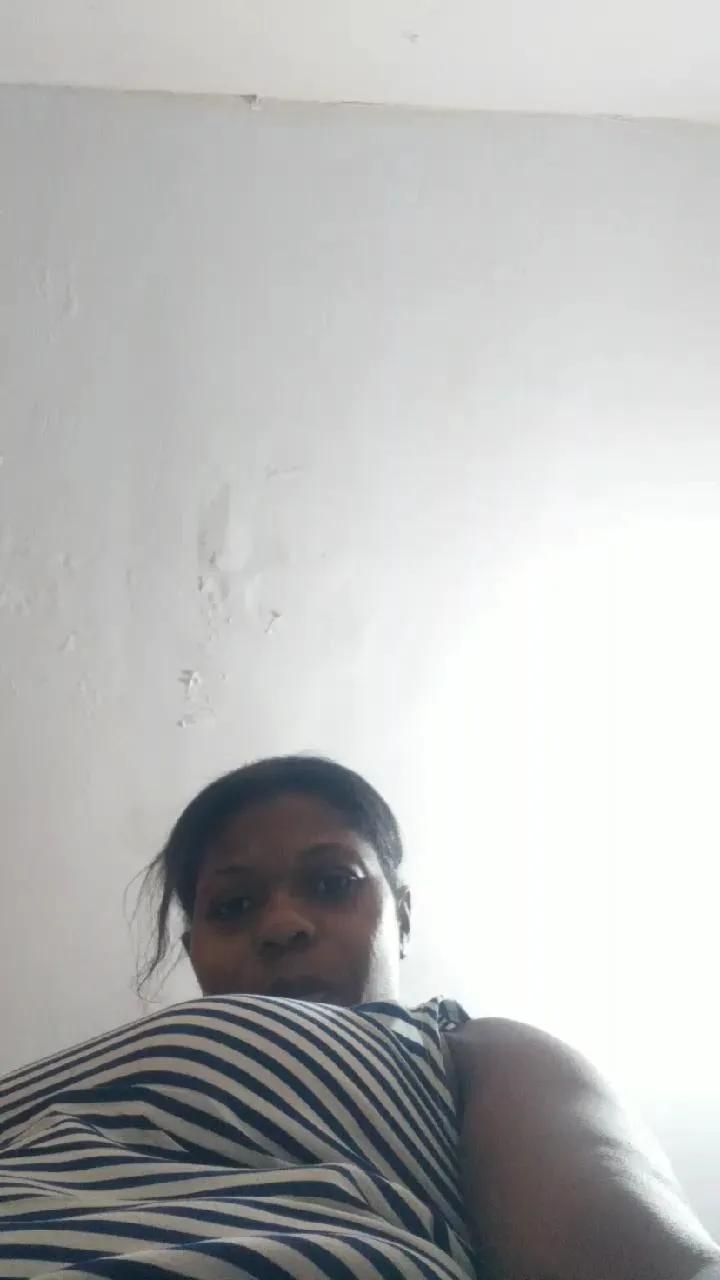 chocolatesexi3 on Cam4 