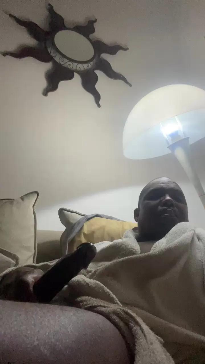 chocolatesis on Cam4