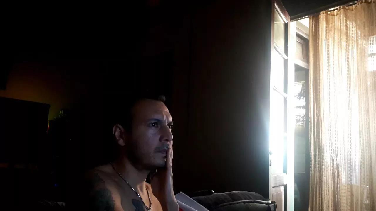 Coyotexxx2023 on Cam4 