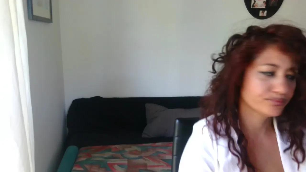 danasantoxxx on Cam4 