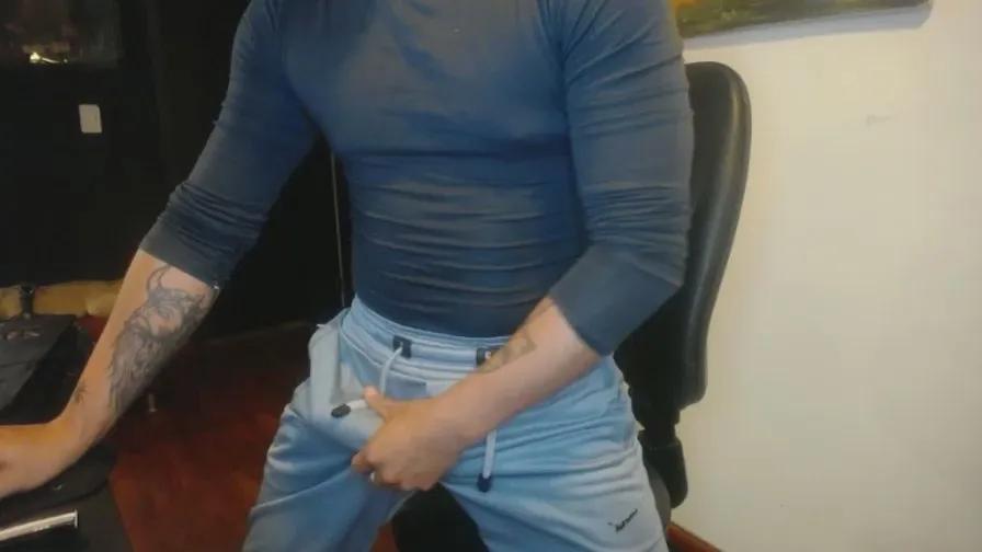 Danburythebeast on Cam4