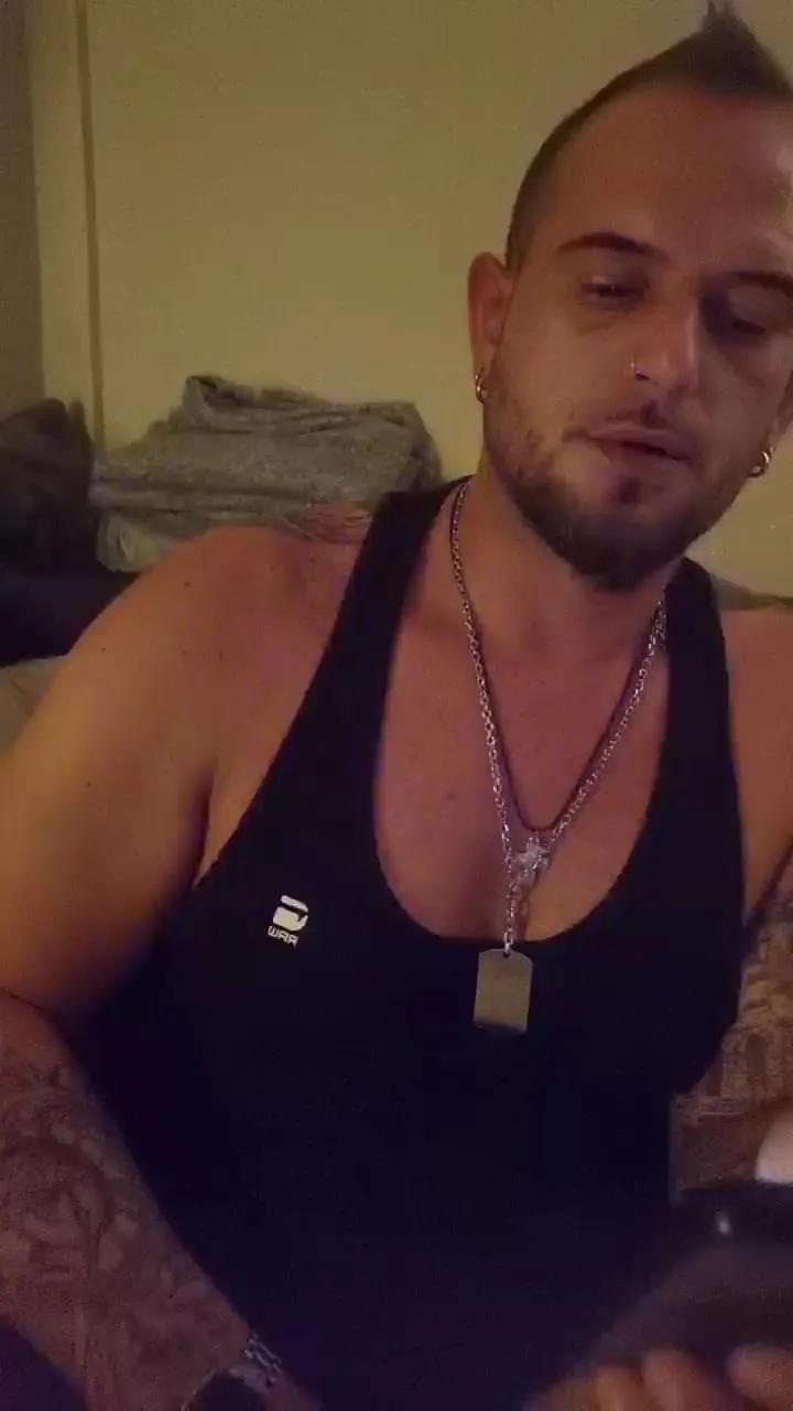 Dani4490 — Freechat on Cam4