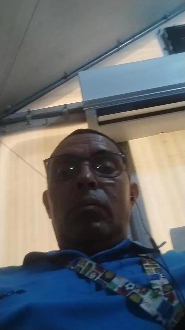 educoro — Freechat on Cam4