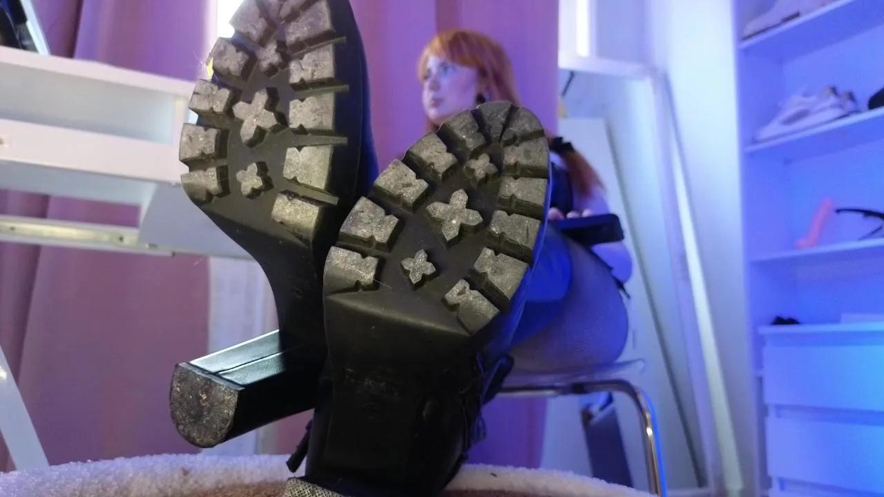 EffyFoxx —  #feet #cosplay #cute #armpits #femdom #amateur #bdsm