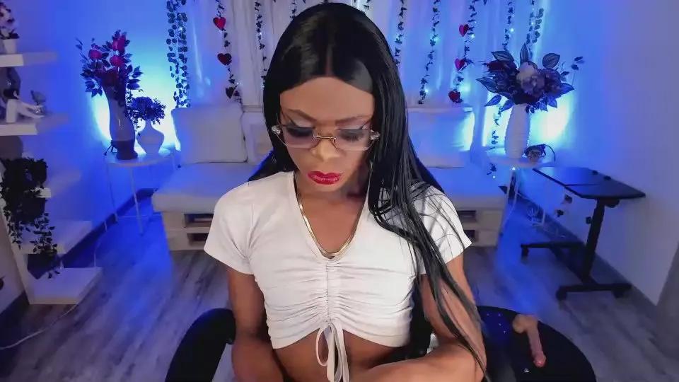 electra_abunda on Cam4 