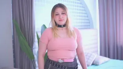 Offline Elfie_song on Cam4