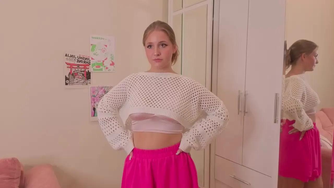 EllamaeWerley on Cam4 