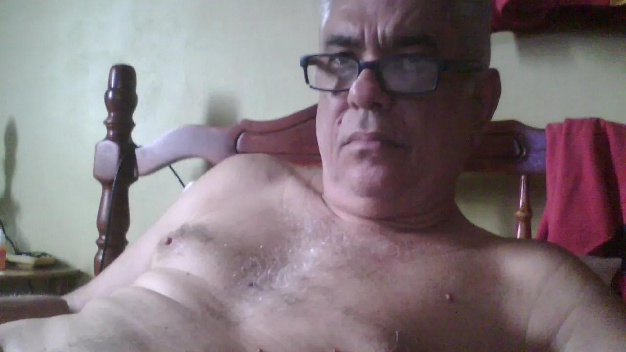 ezepe1 on Cam4 