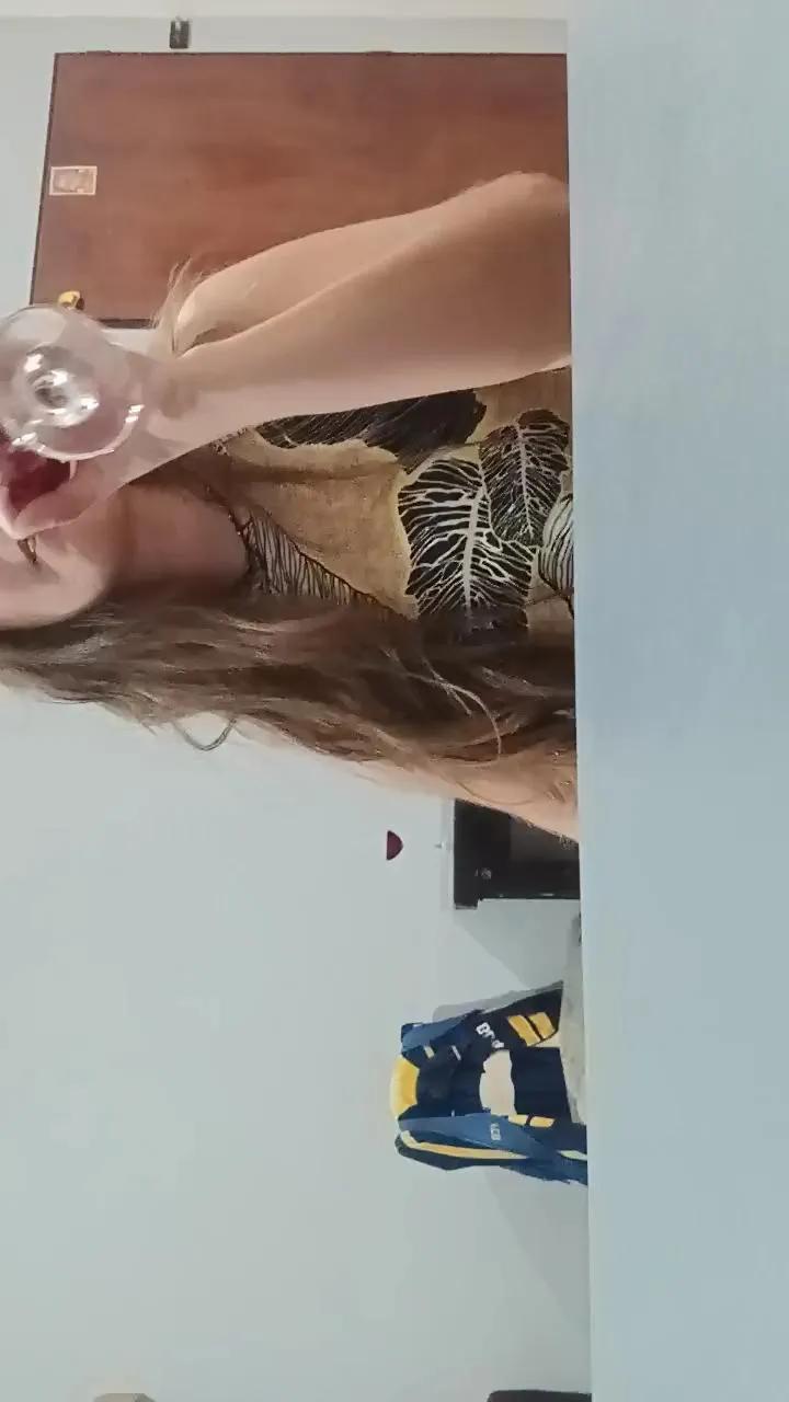 Fran19901 — Freechat on Cam4