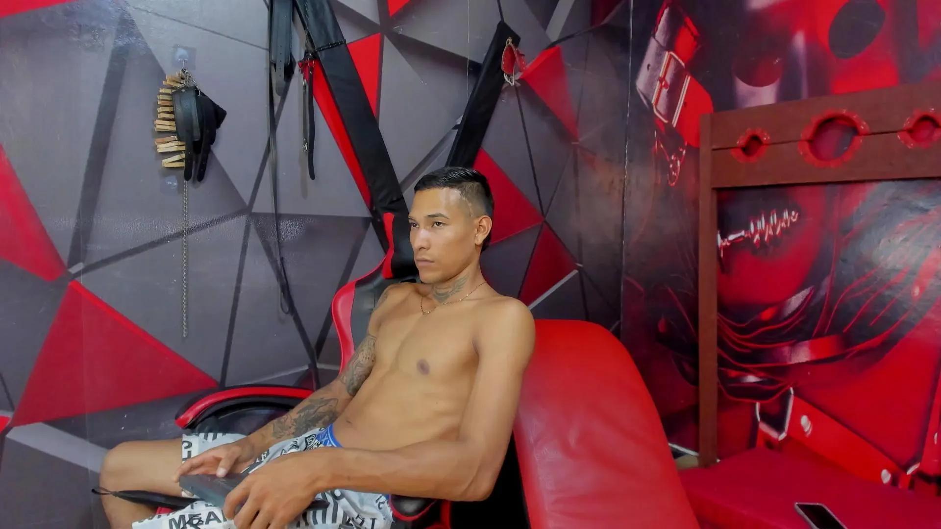 Hana_and_Zeta on Cam4 