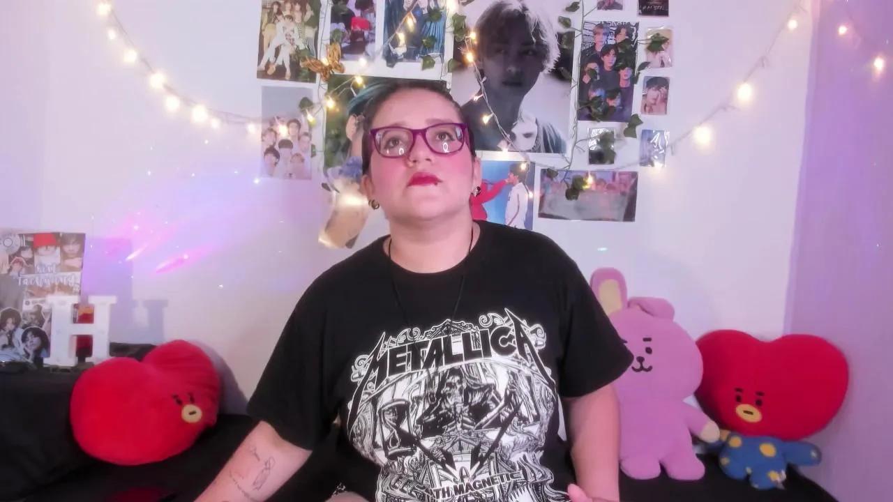 hellen21rose —  #anal #spanking #masturbation #ass #pussy #squirt #bigass