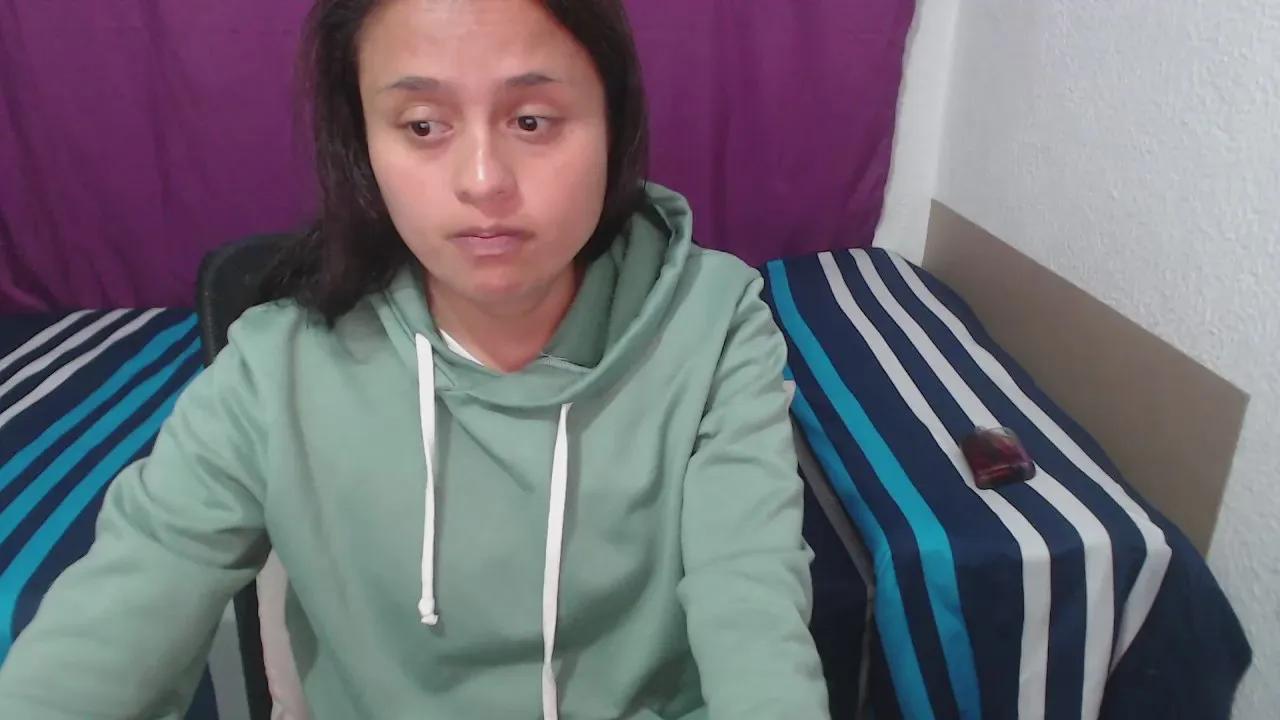 hidden_passion1 on Cam4 