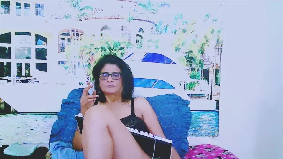 IndianAllure on Cam4 