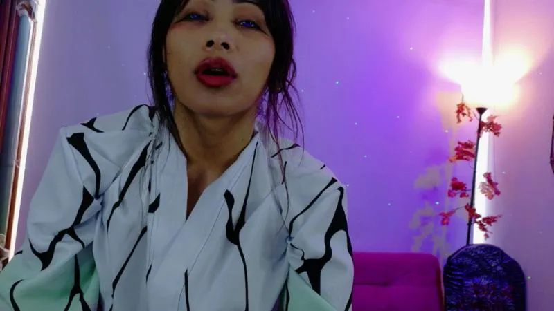 Offline Jade_Zephyra on Cam4