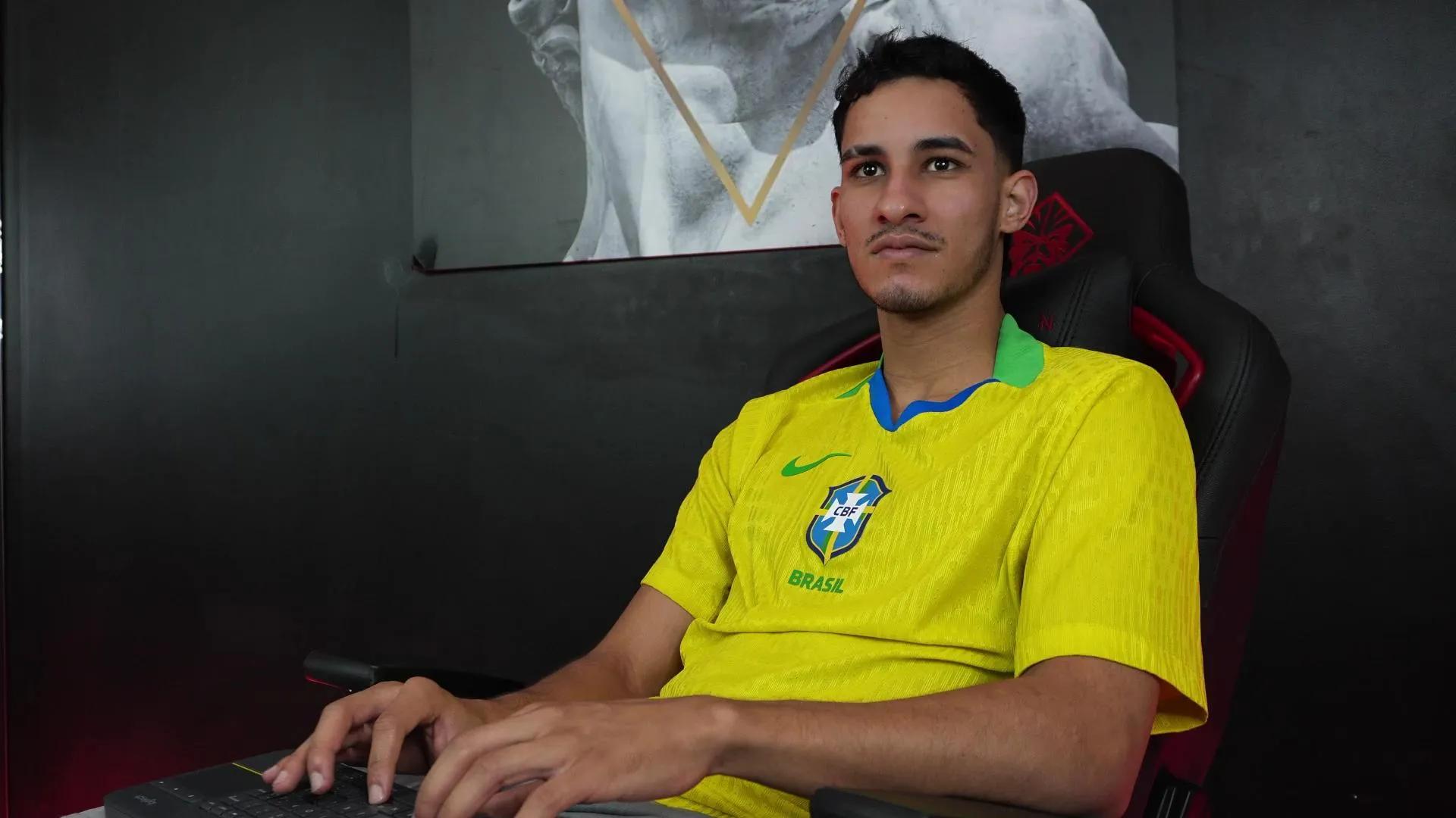 JakeMoxley —  #cum #armpits #feet #C2C #milk #masturbation #striptease