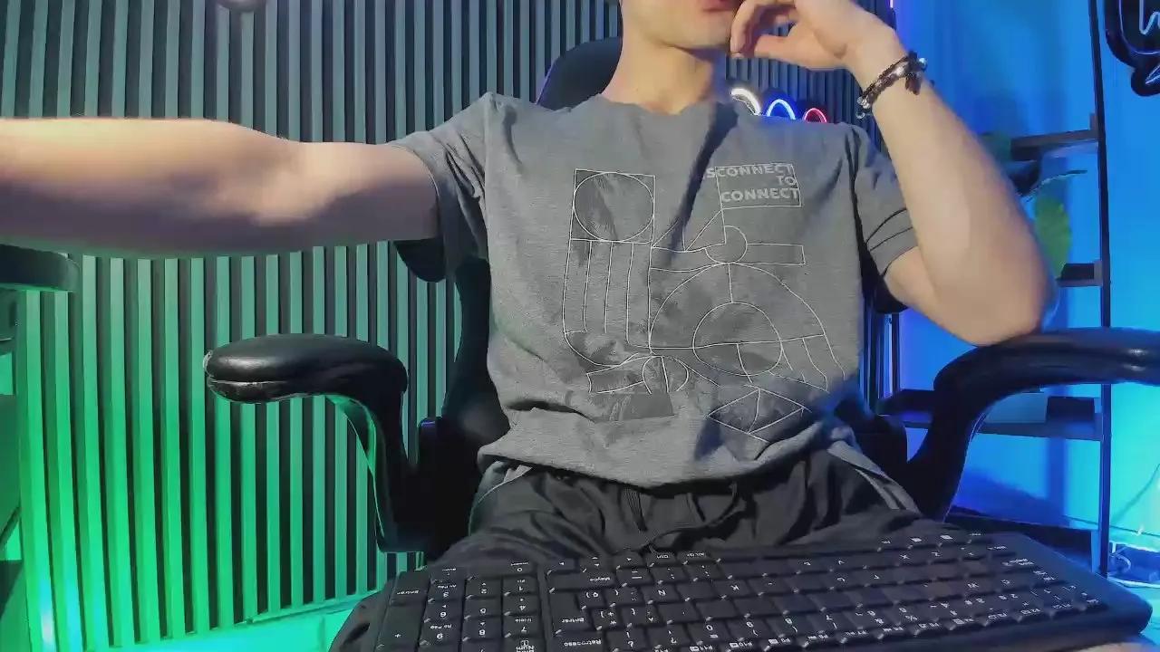 Jefer_rick —  #striptease #C2C #amateur #milk #masturbation