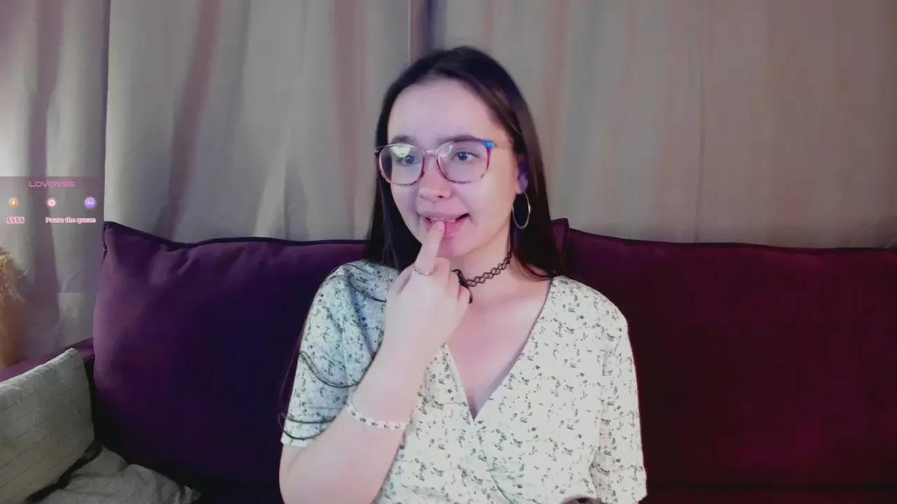 KareenShepard on Cam4