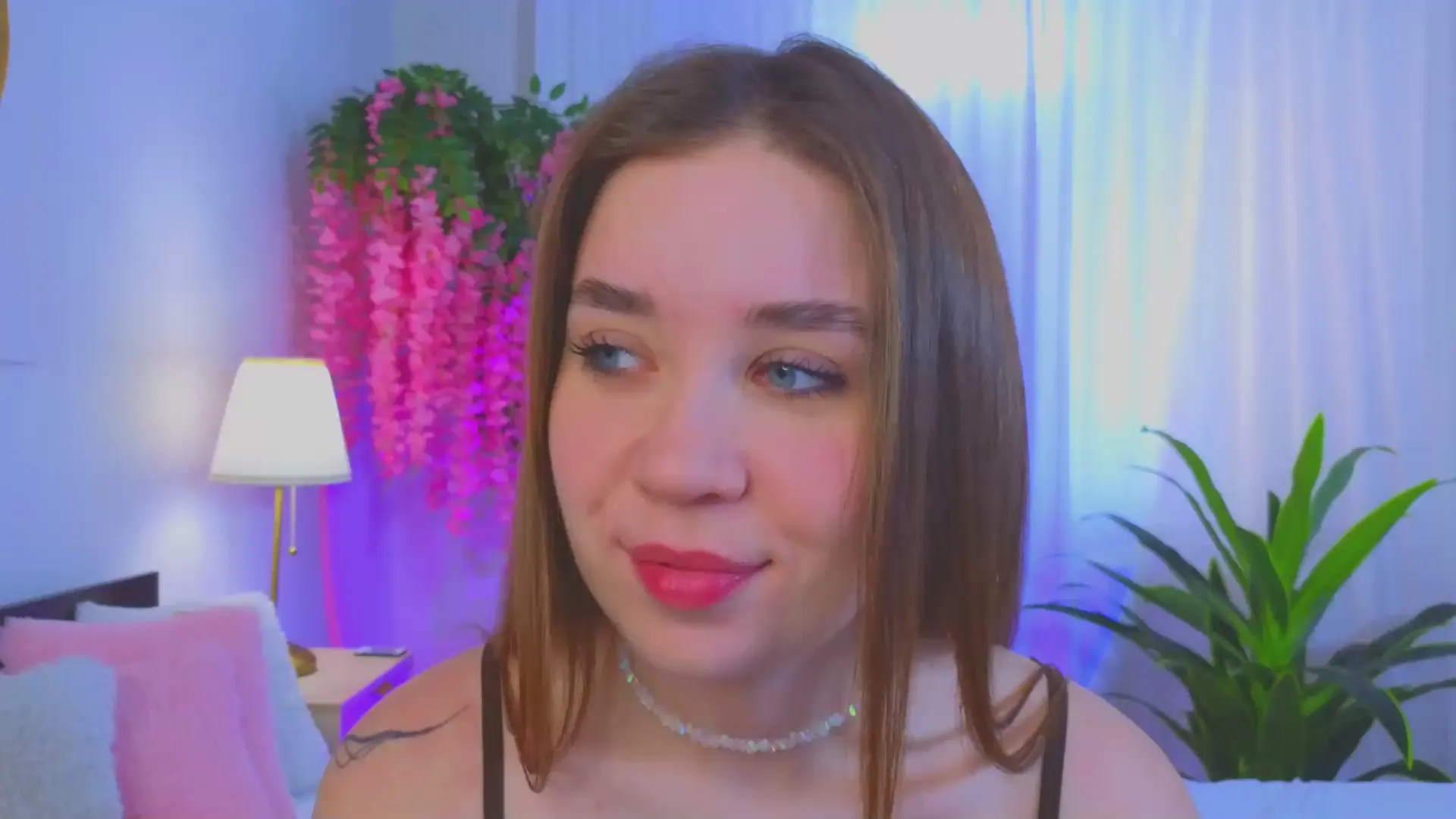 Offline Karen_Gibs on Cam4