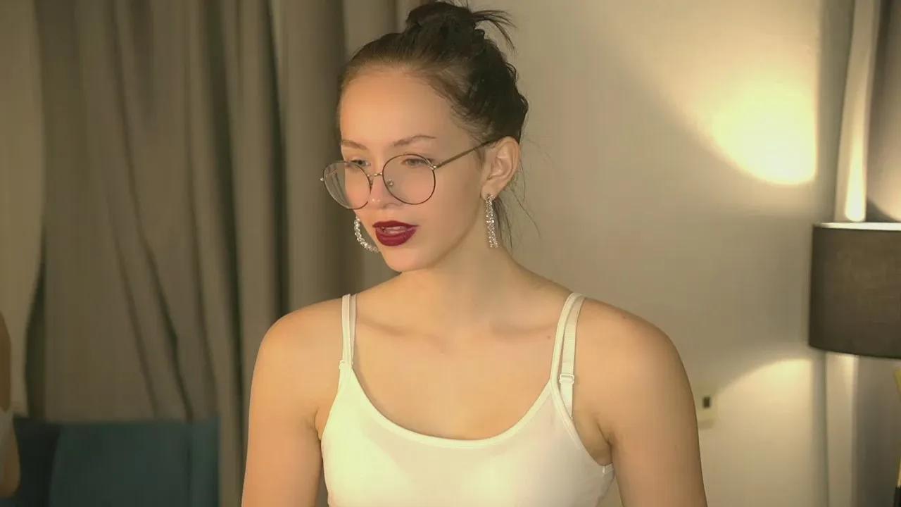 KristieDubbs on Cam4