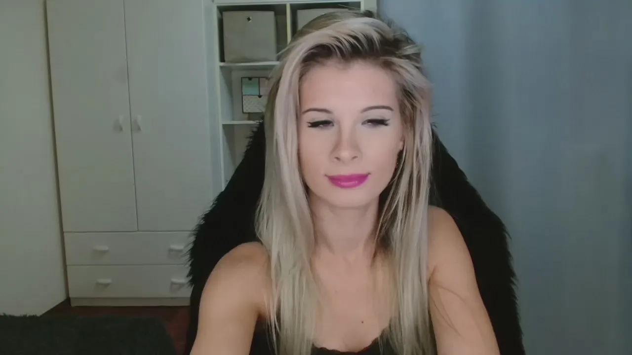 KristineSensual —  #schoolgirl #C2C #cute #gamer #amateur