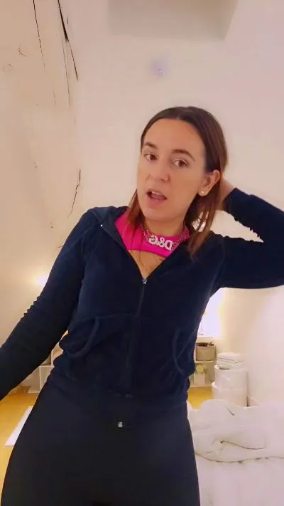 Offline Lana226 on Cam4