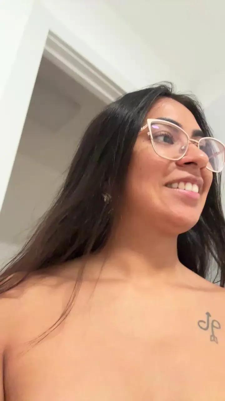 Latinaht222 — #pee #pornstar #hairy #hairypussy