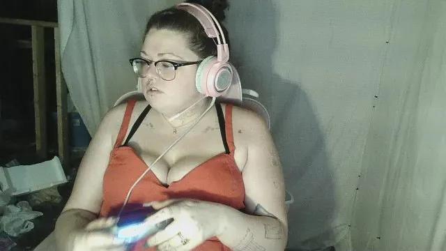 Lil_thickie21 —  #cute #gamer #amateur