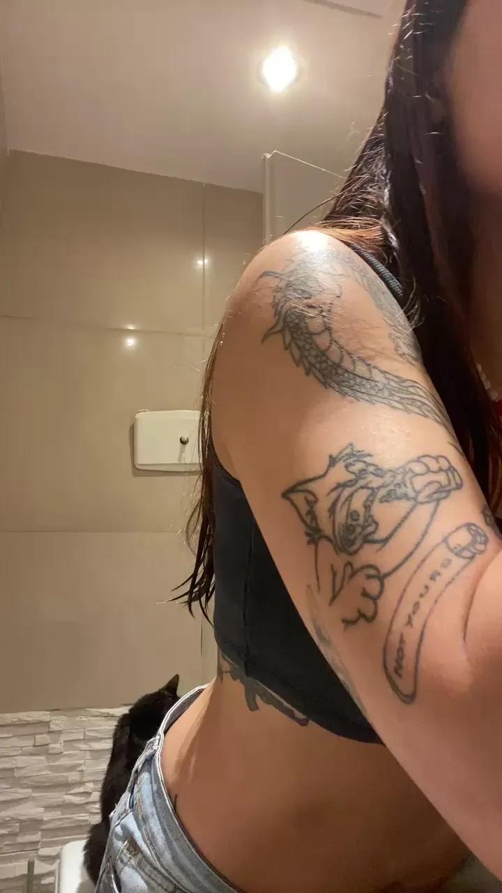 littlethy — #amateur #feet #bisexua