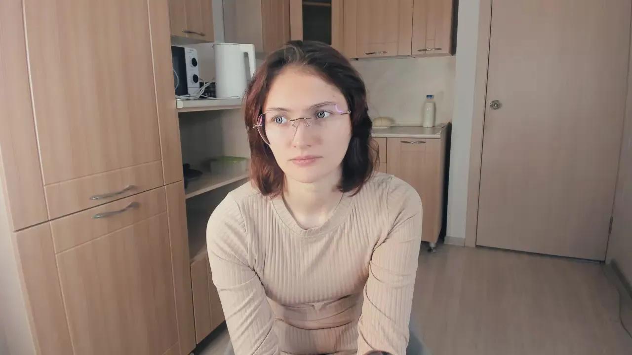 MaeganVanderloo —  #C2C #armpits #pee #cute #pussy #feet