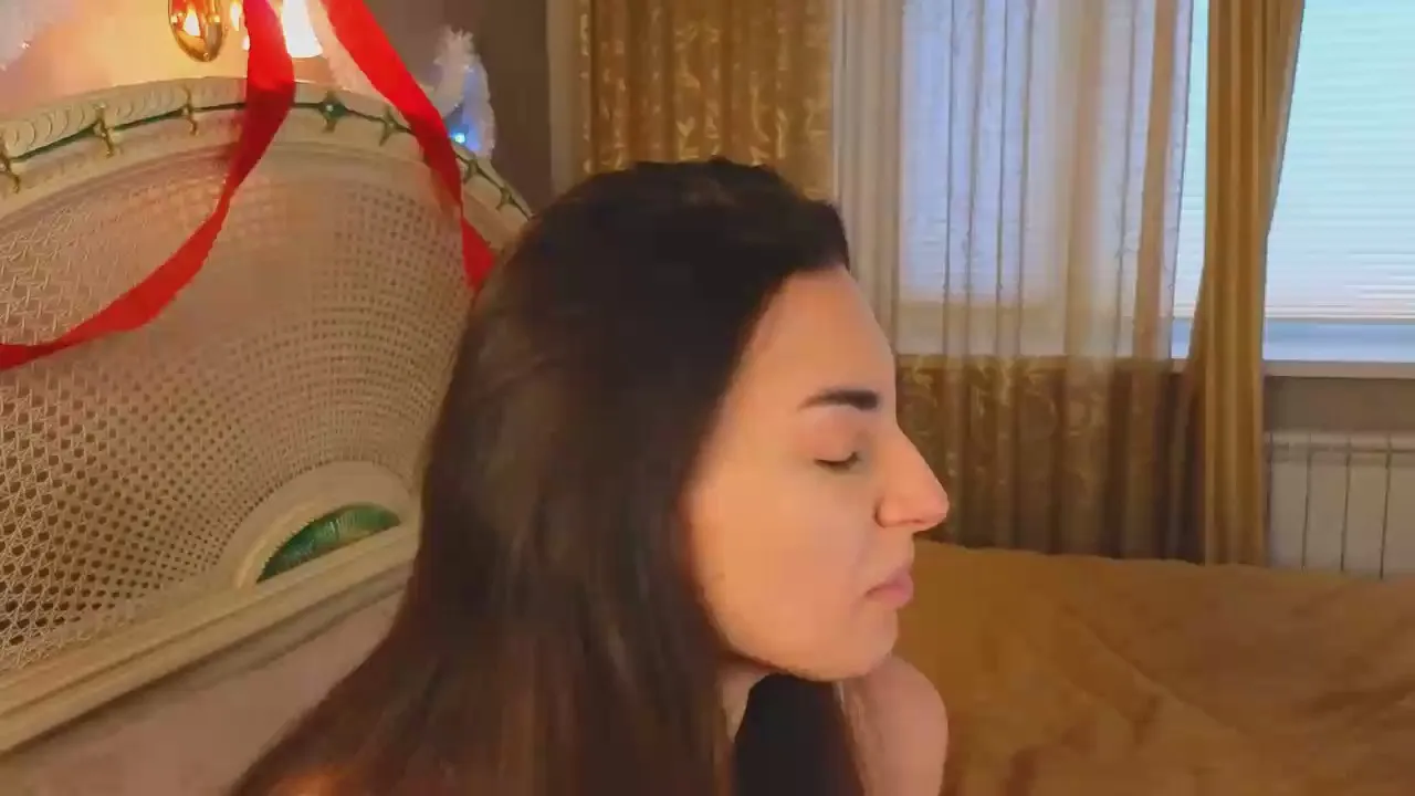 Offline MarhtaPriester on Cam4